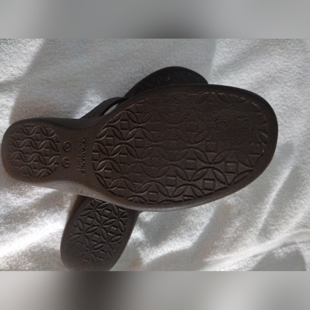 Okabashi Women's Brown Cross Strap Slip On Slide Sandals Size M(6-6.5) - Picture 3 of 3